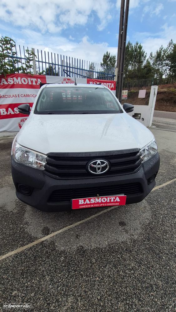Toyota Hilux 2.4 D-4D 4WD CD CH - 2