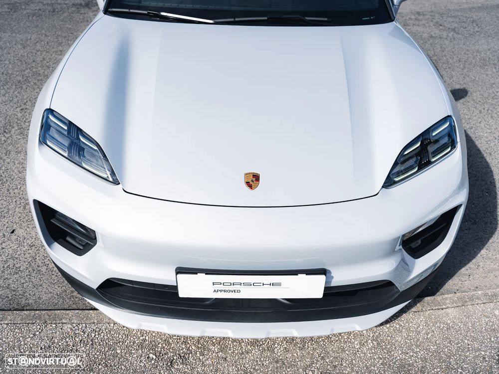 Porsche Macan Electric 4 - 27