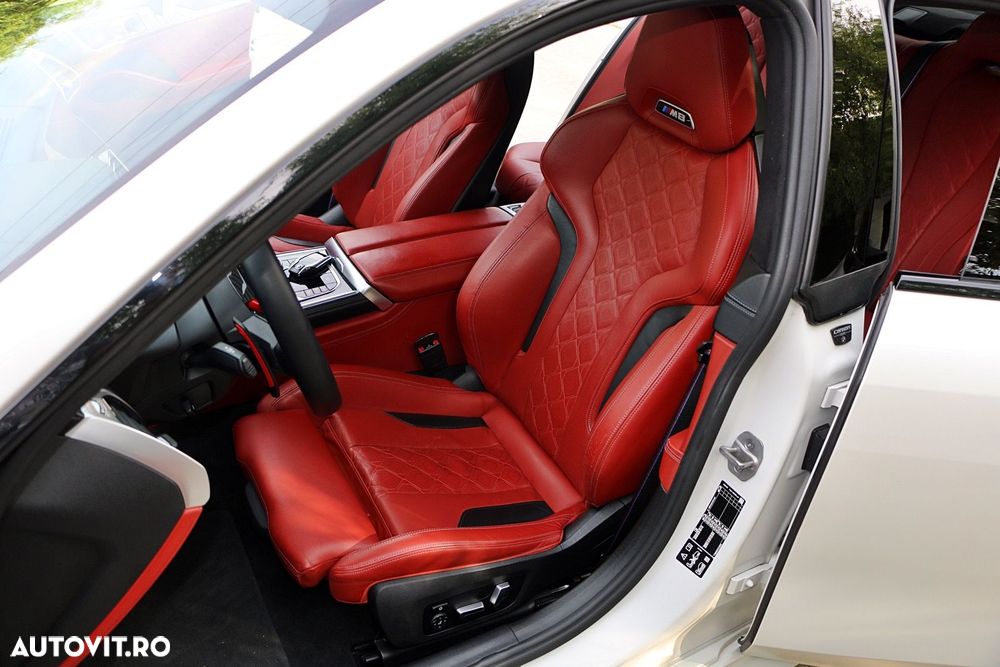 BMW M8 AT - 10