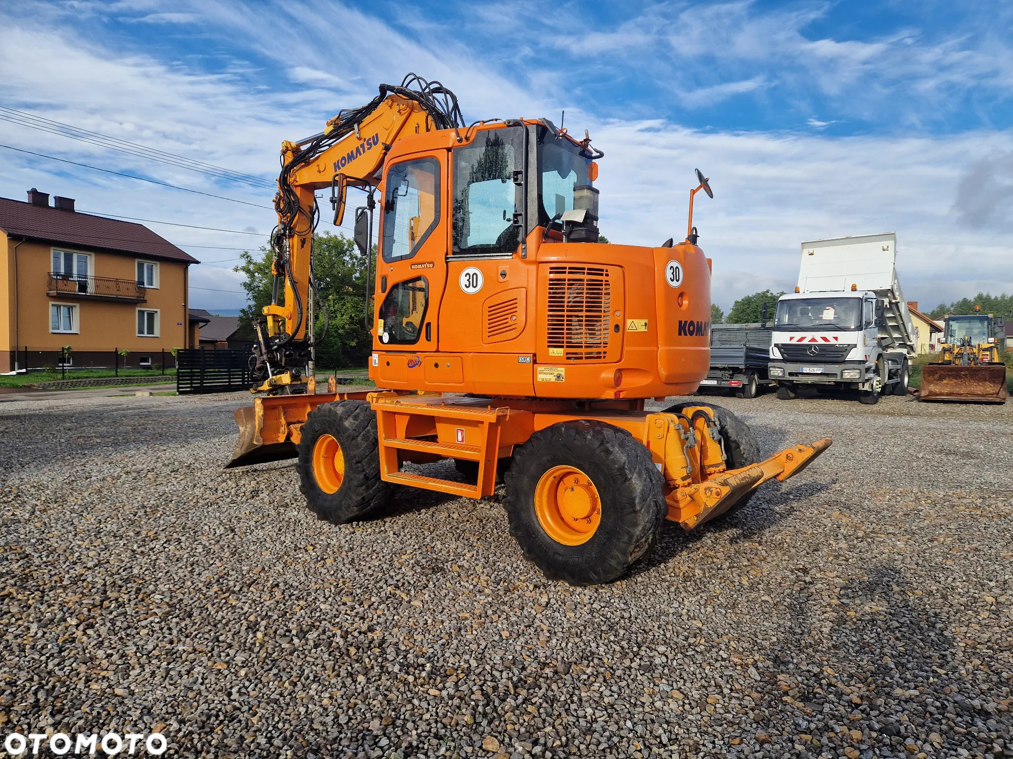 Komatsu PW118MR-8 - 10