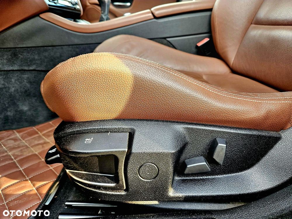 BMW Seria 5 - 13