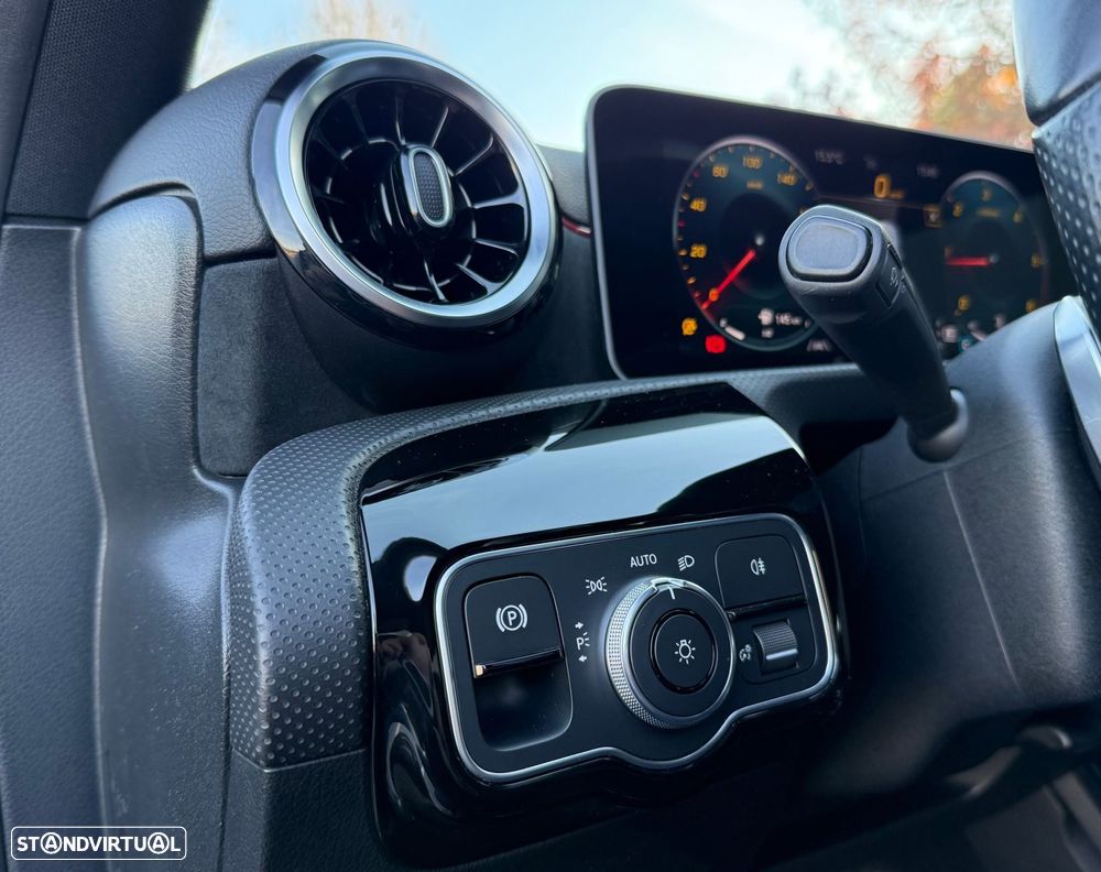 Mercedes-Benz A 180 Limousine d AMG Line Aut. - 13