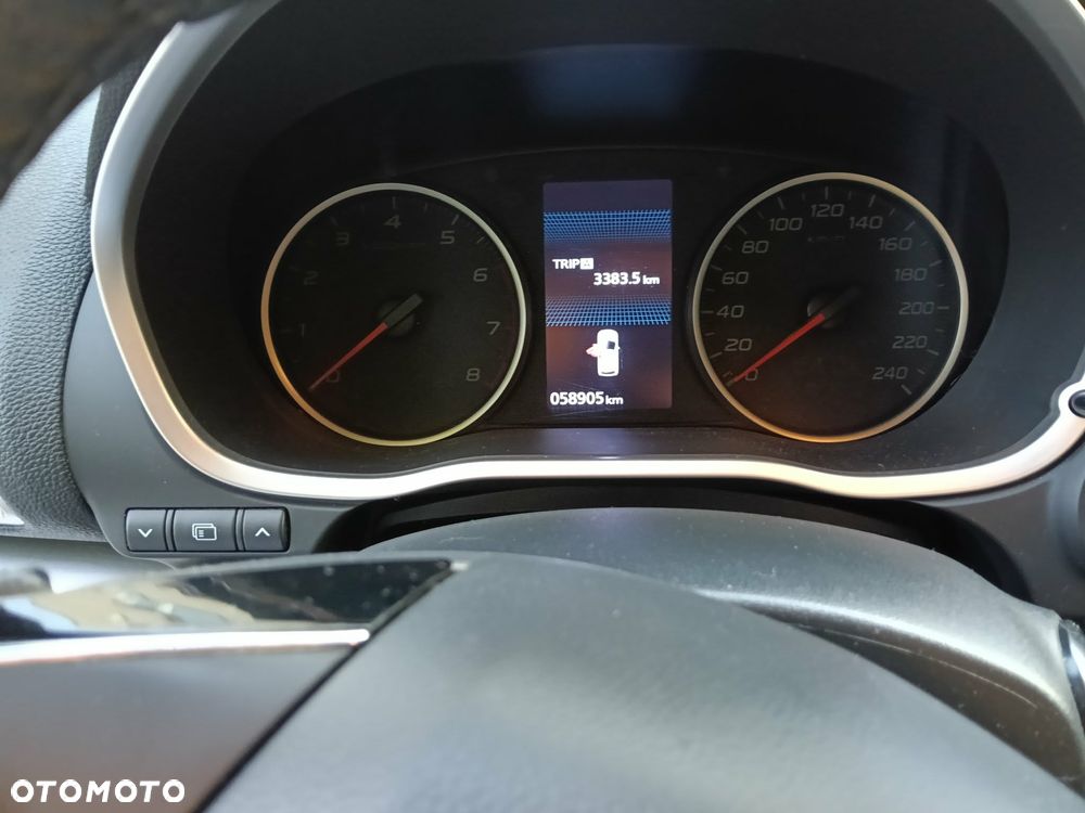 Mitsubishi Eclipse Cross 1.5 T GPF Invite Plus - 11