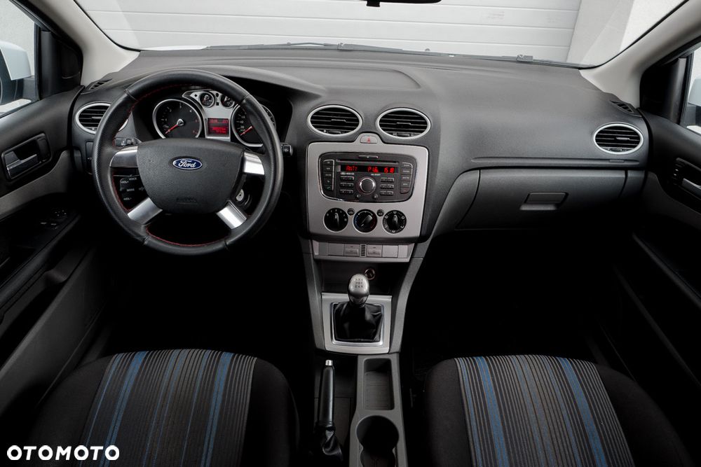 Ford Focus 1.6 TDCi FX Silver - 29