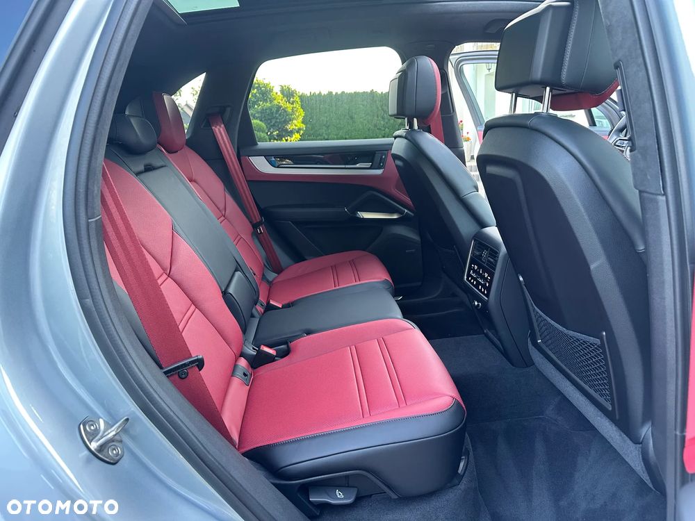 Porsche Cayenne S E-Hybrid PHEV - 24