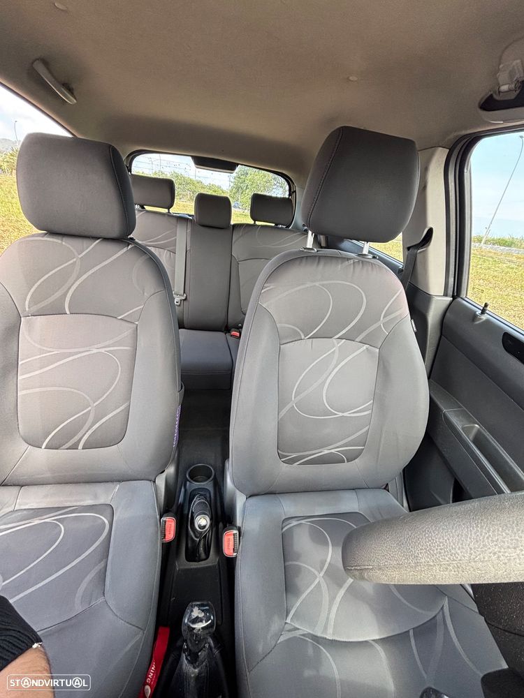 Chevrolet Spark 1.0 L - 15
