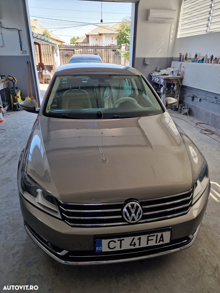 Volkswagen Passat 2.0 TDI BlueMotion Tehnology 4Motion Comfortline - 40