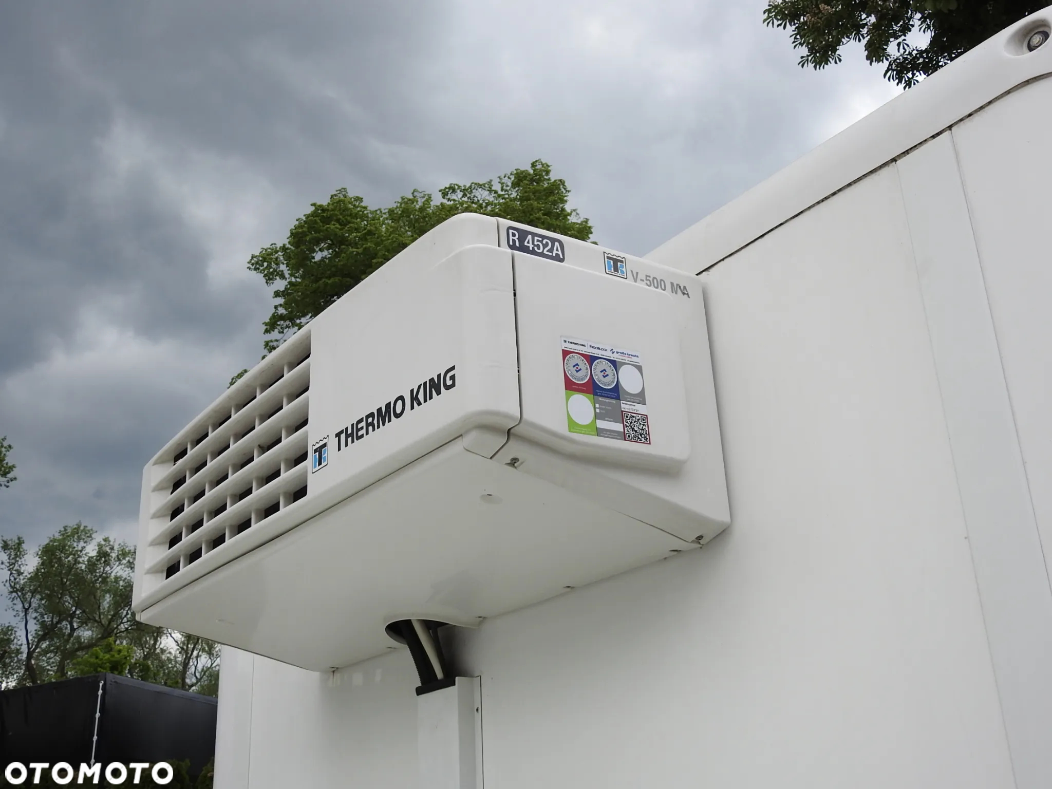 Mitsubishi CANTER FUSO 7C15 KONTENER CHŁODNIA WINDA 14 PALET -4*C ZASILANIE 230V KLIMATYZACJA AUTOMATYCZNA SKRZYNIA 150KM  [1866] - 27