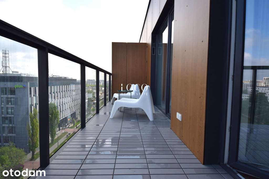 Duży balkon na 8., ostatnim piętrze