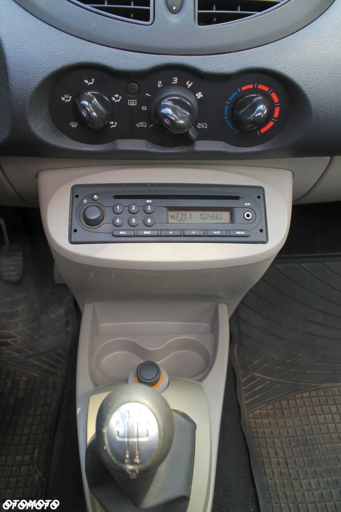 Renault Twingo - 25