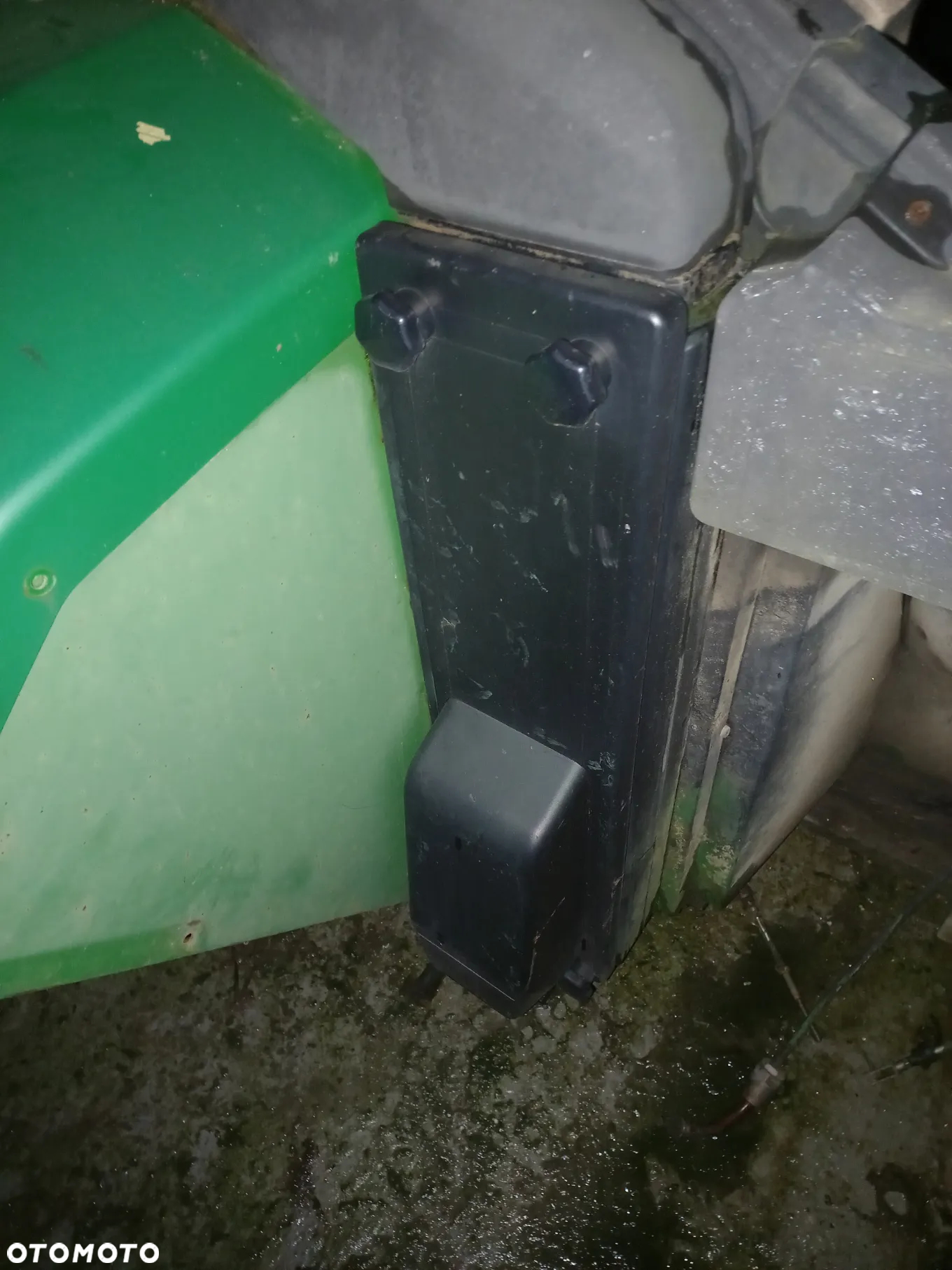 JOHN DEERE 6100,6200,6300,6400,7600,6506,6600,6800,6900 kabina,licznik,plastiki,instalacja,dach,drzwi,szyba,manetka rewersu,ehr,sterownik,dmuchawa,wykładzina. - 7