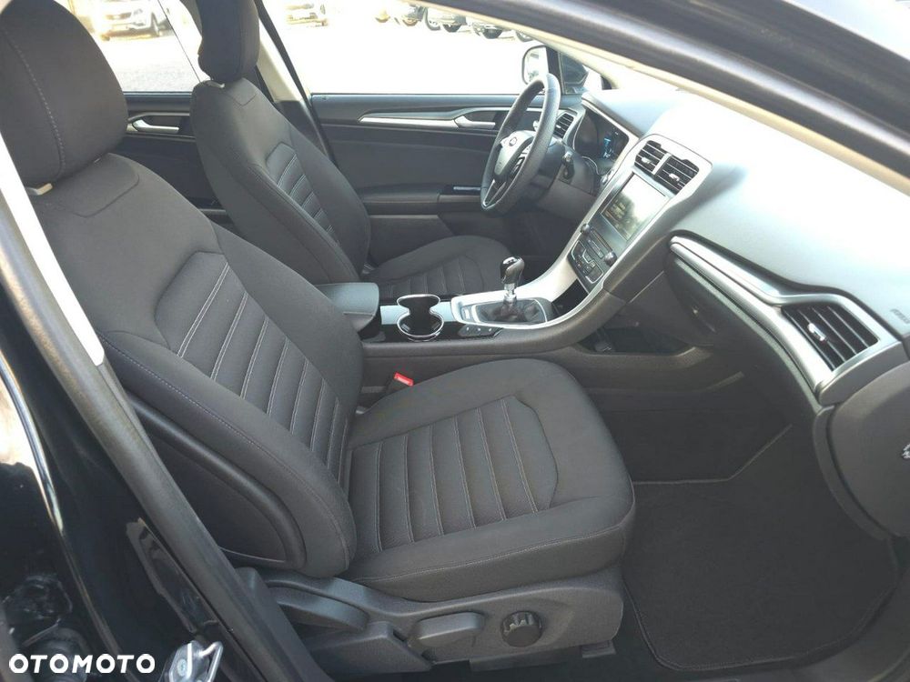 Ford Mondeo - 9