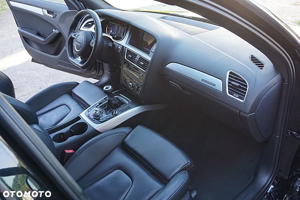 Audi A4 Avant 2.0 TDI DPF clean diesel S line Sportpaket - 21