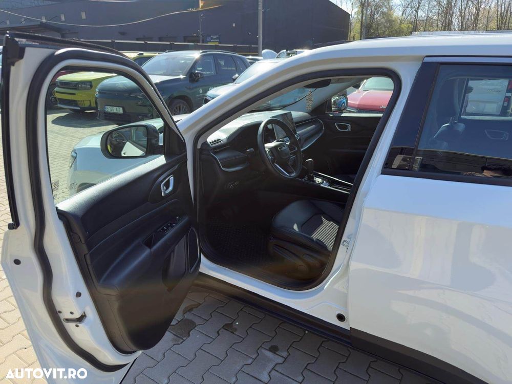 Jeep Compass - 8