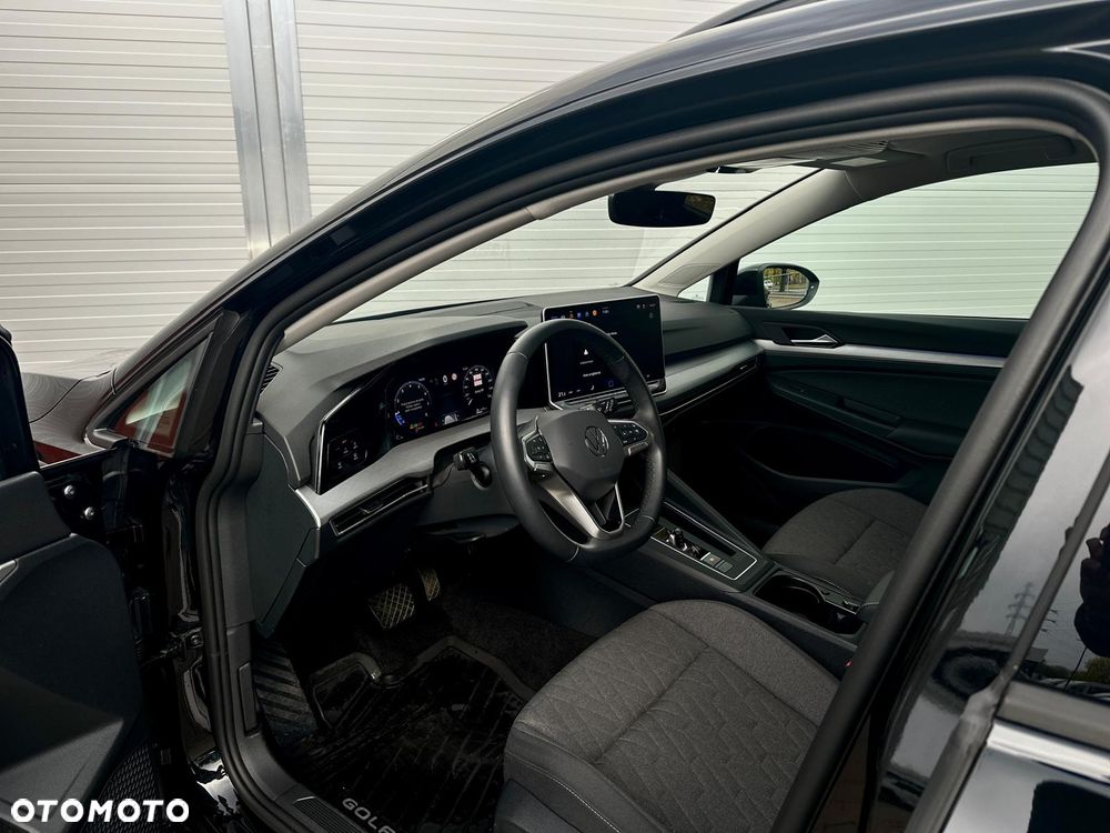 Volkswagen Golf - 12