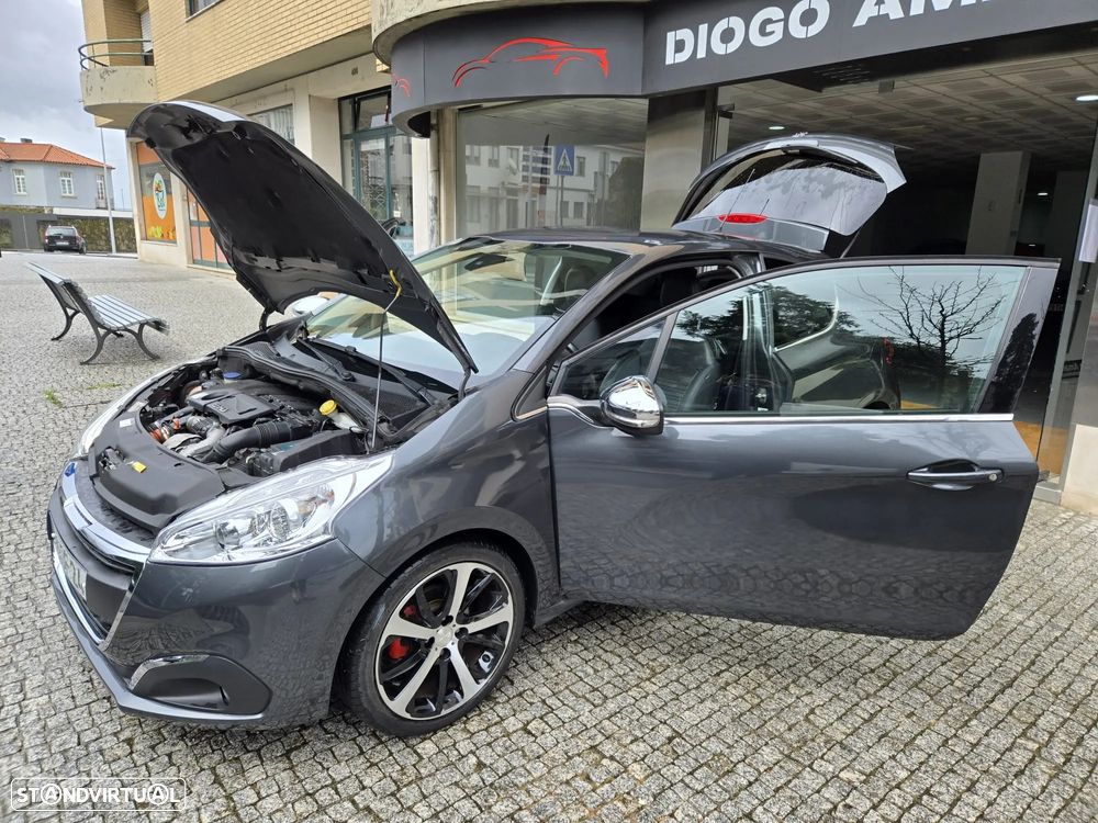 Peugeot 208 1.6 e-HDi Allure - 16