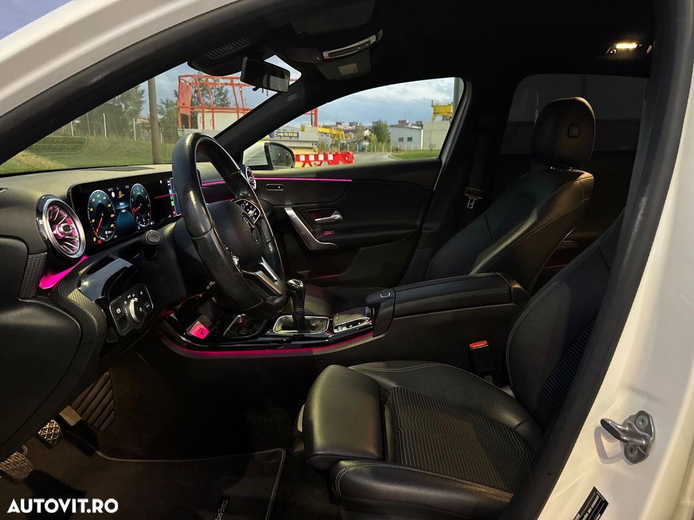 Mercedes-Benz A 180 Standard - 12