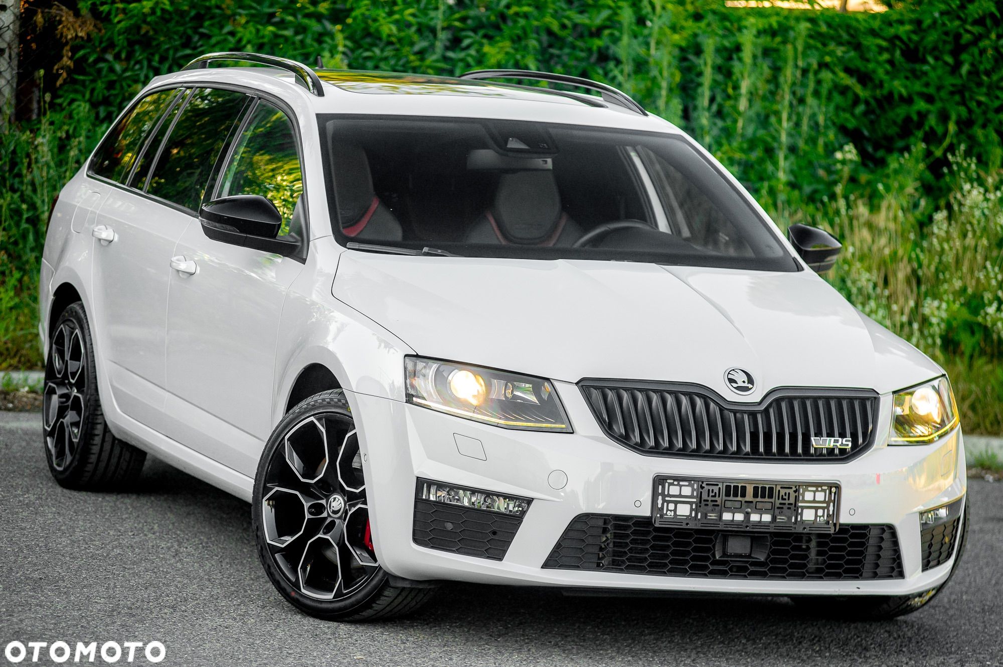 Skoda Octavia 2.0 TSI RS DSG - 1