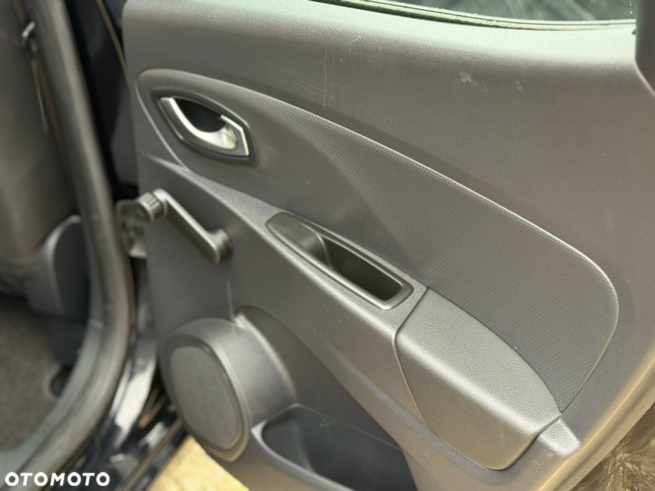 Renault Clio - 22