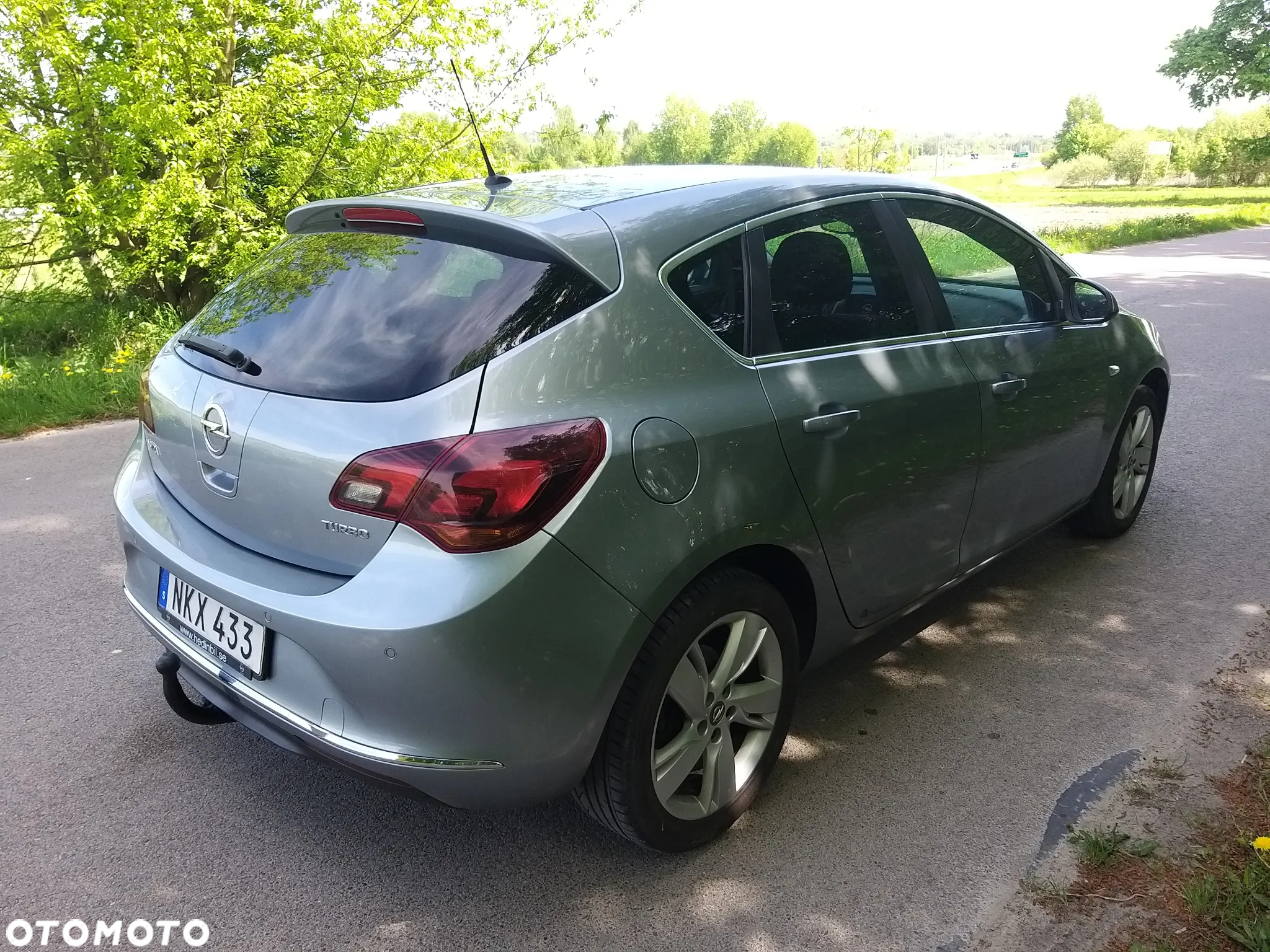 Opel Astra IV 1.4 T Cosmo - 5