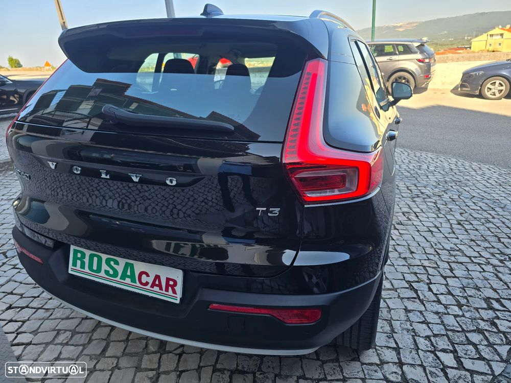 Volvo XC 40 1.5 T3 Momentum Geartronic - 20