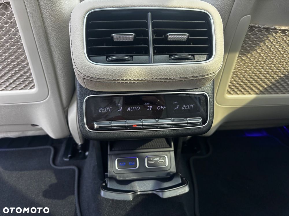 Mercedes-Benz GLS - 10