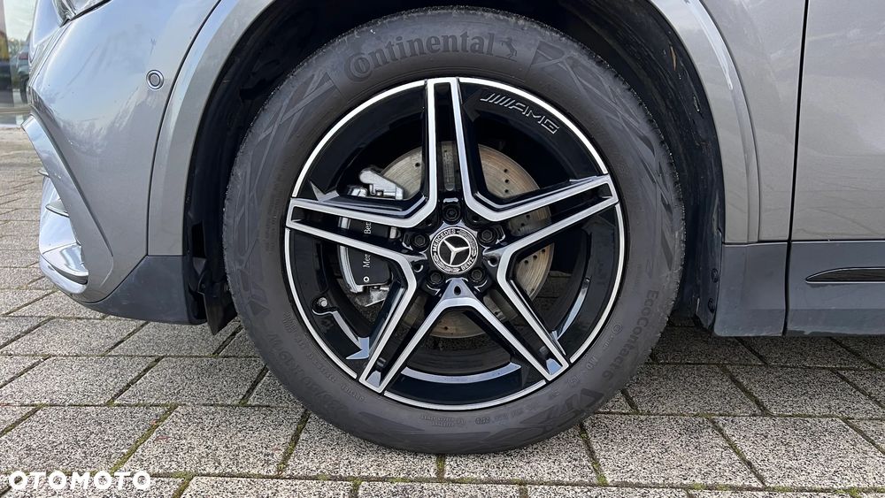 Mercedes-Benz GLA 200 AMG Line - 15