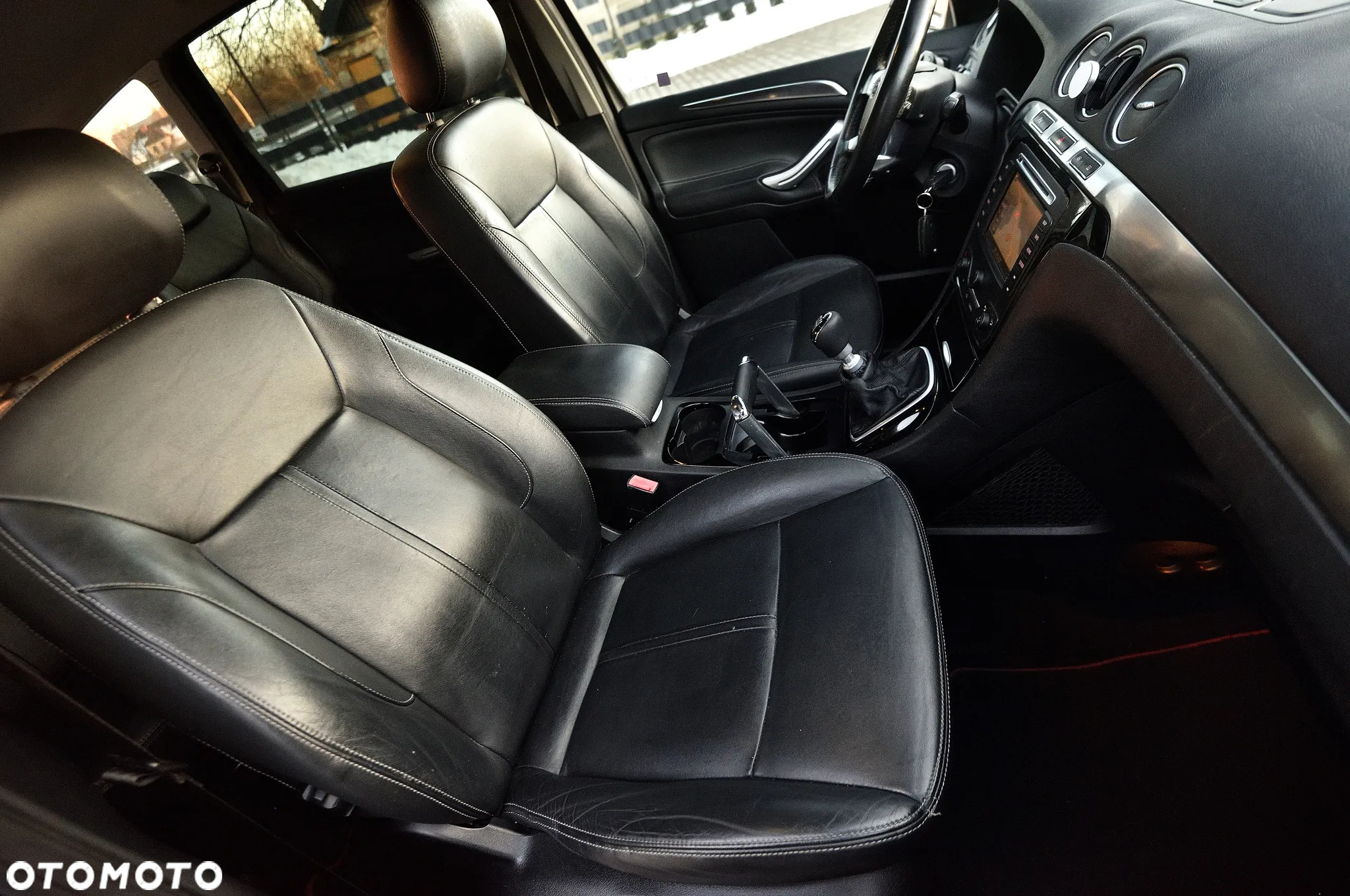 Ford S-Max 2.0 TDCi Titanium - 35
