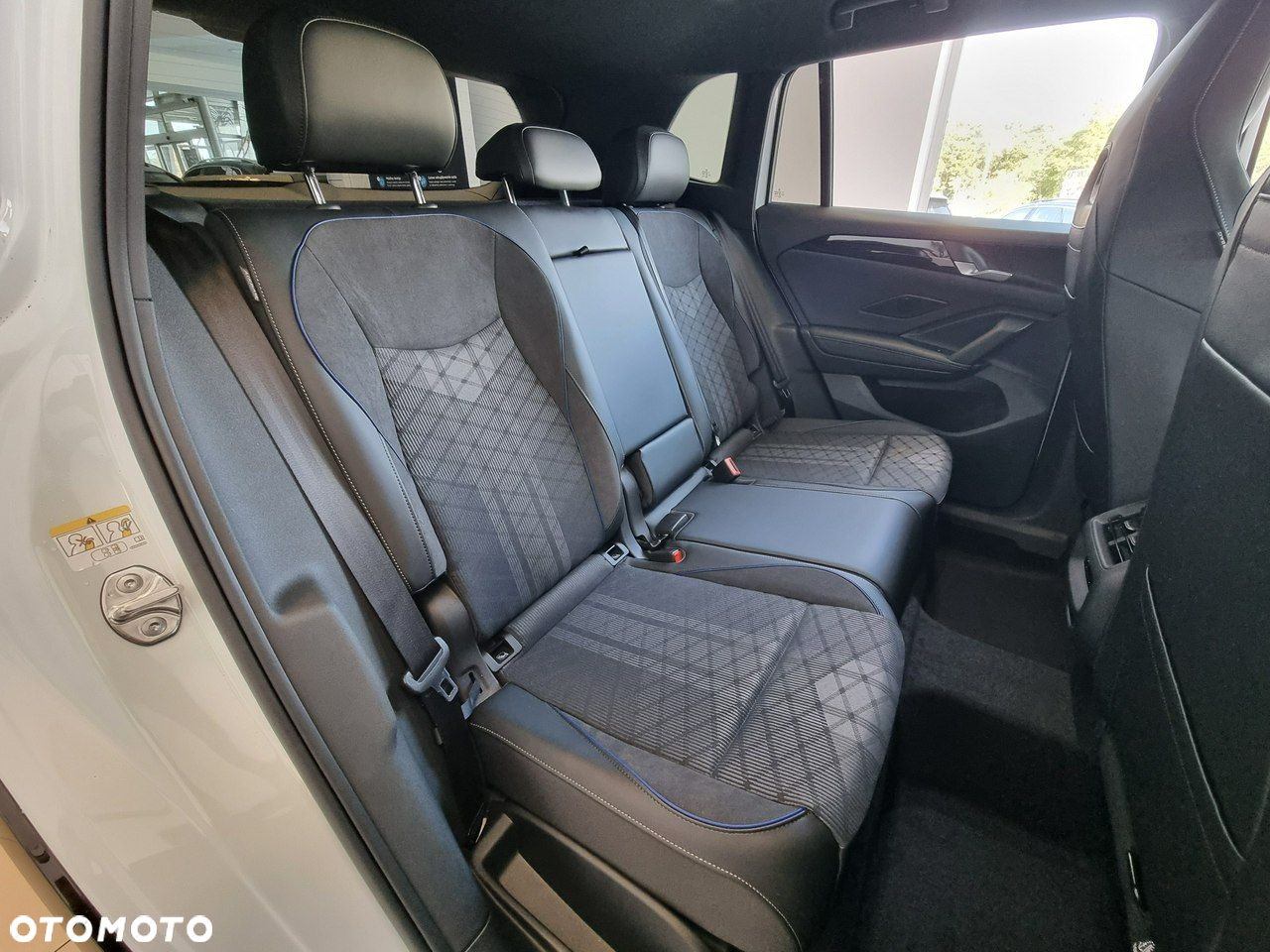 Volkswagen Tiguan - 15