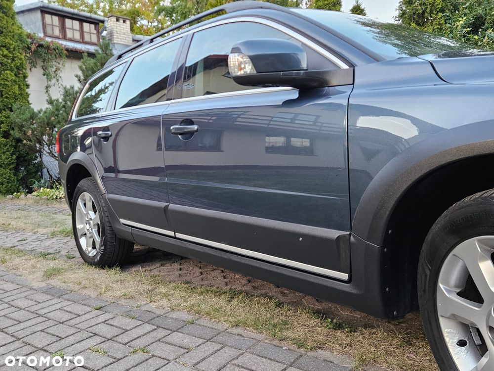 Volvo XC 70 D5 AWD Summum - 10