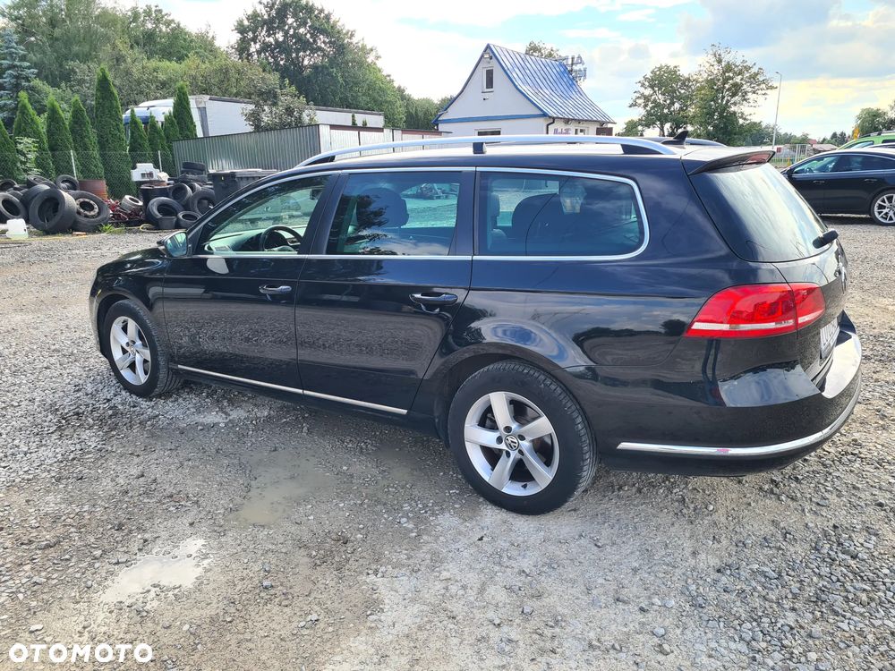 Volkswagen Passat 1.6 TDI Comfortline - 5