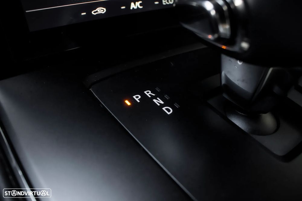 Mazda MX-30 e-SKYACTIV Excellence - 25