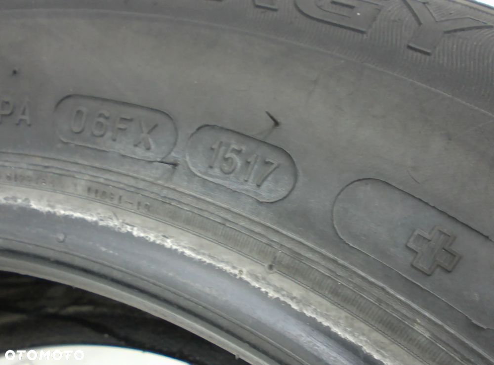 205/65R15 94H Michelin Energy Saver - 6