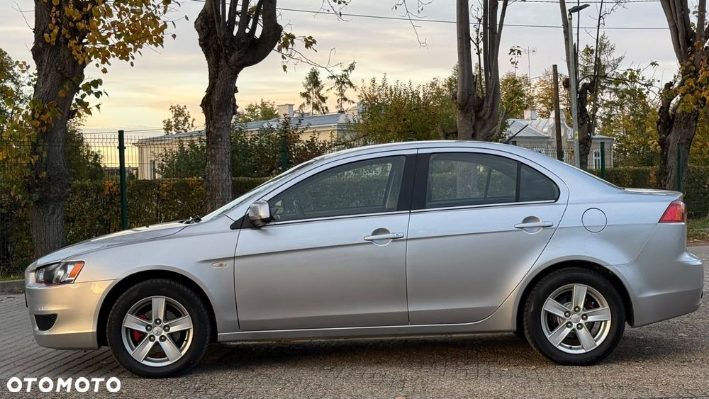 Mitsubishi Lancer - 24