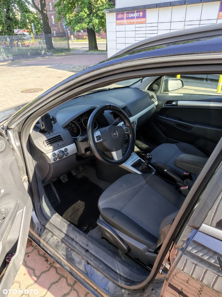 Opel Astra - 2