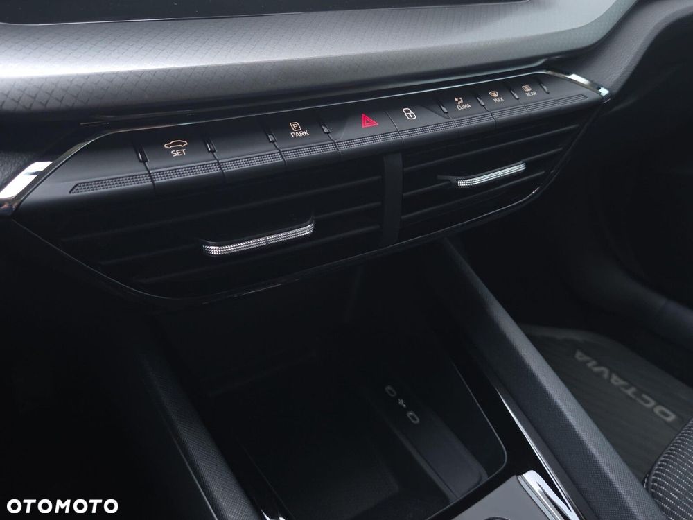Skoda Octavia 1.5 TSI e-Tec Ambition DSG - 15
