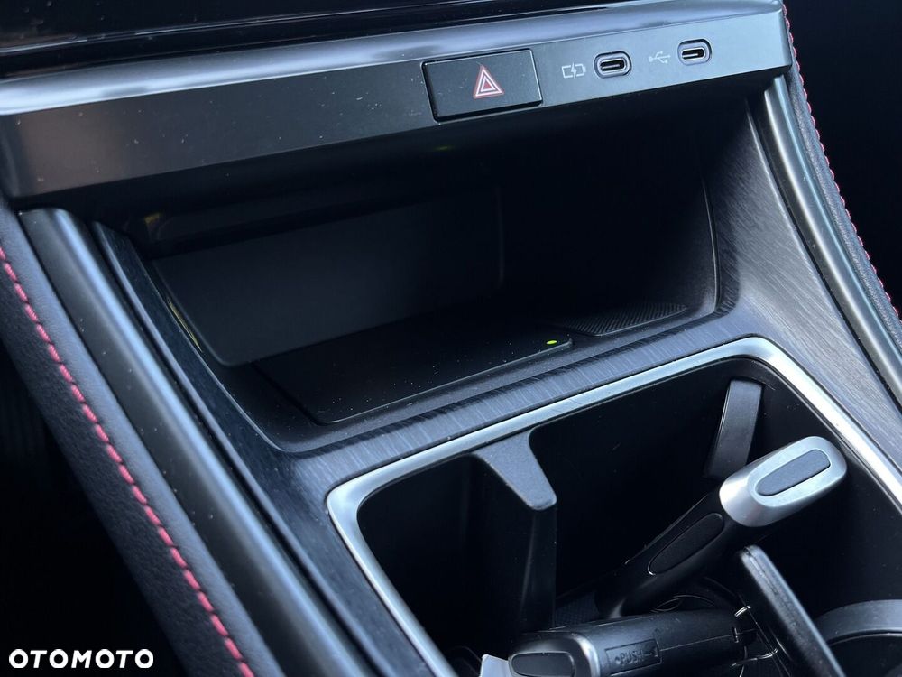 Lexus LBX 1.5 Hybrid Emotion - 27