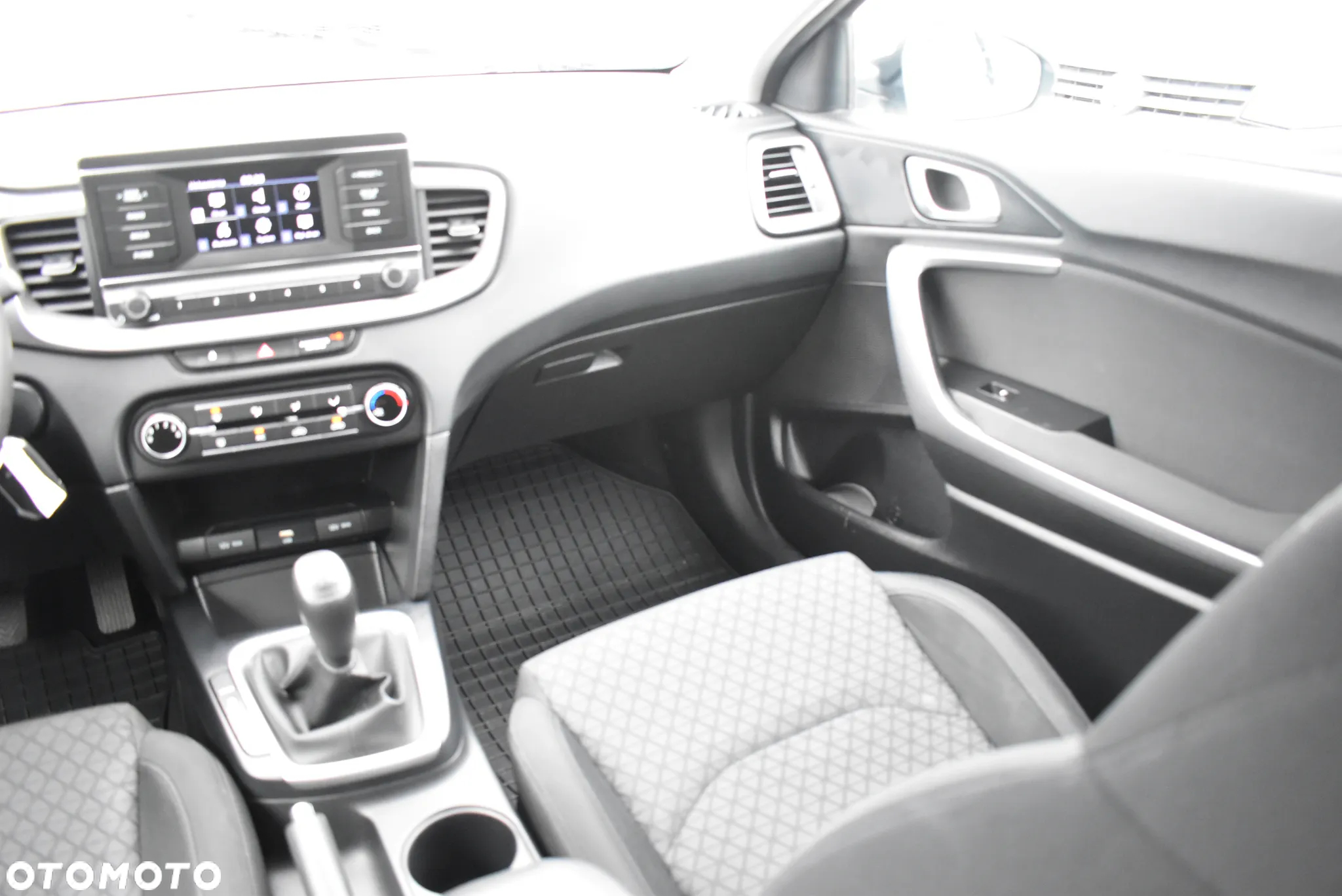 Kia Ceed 1.0 T-GDI S - 20