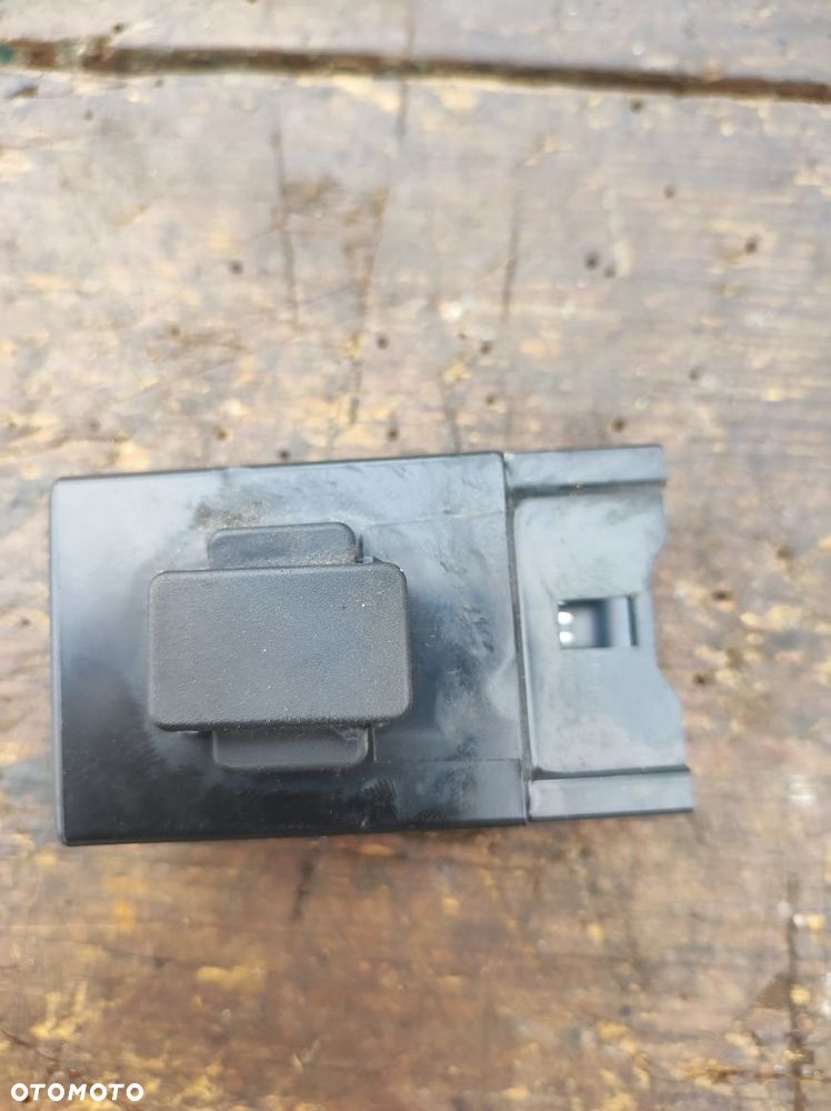 przekaźnik pompy Yamaha YZF-R1 98-01r. paliwa Omron numer części 5EB-81950-20 - 6