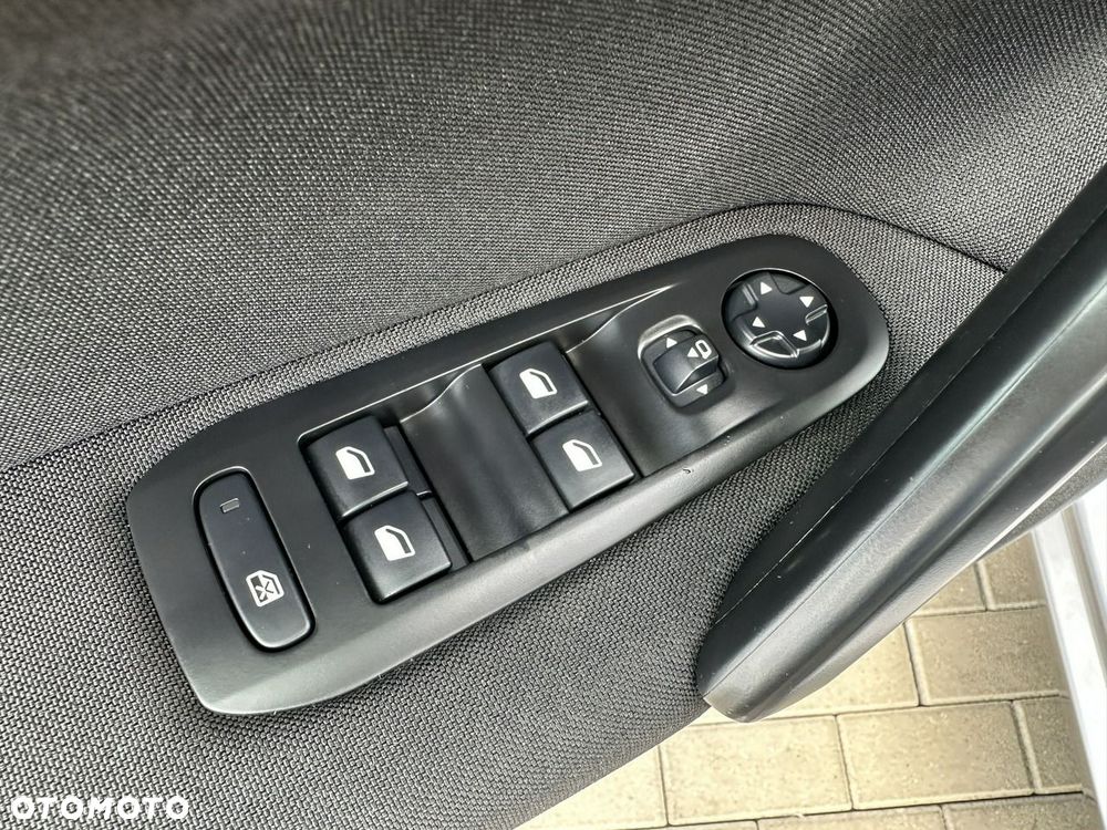 Peugeot 308 1.2 PureTech Allure Pack S&S - 24