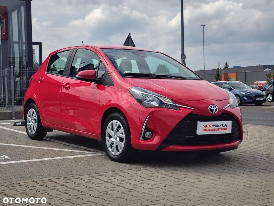 Toyota Yaris - 4