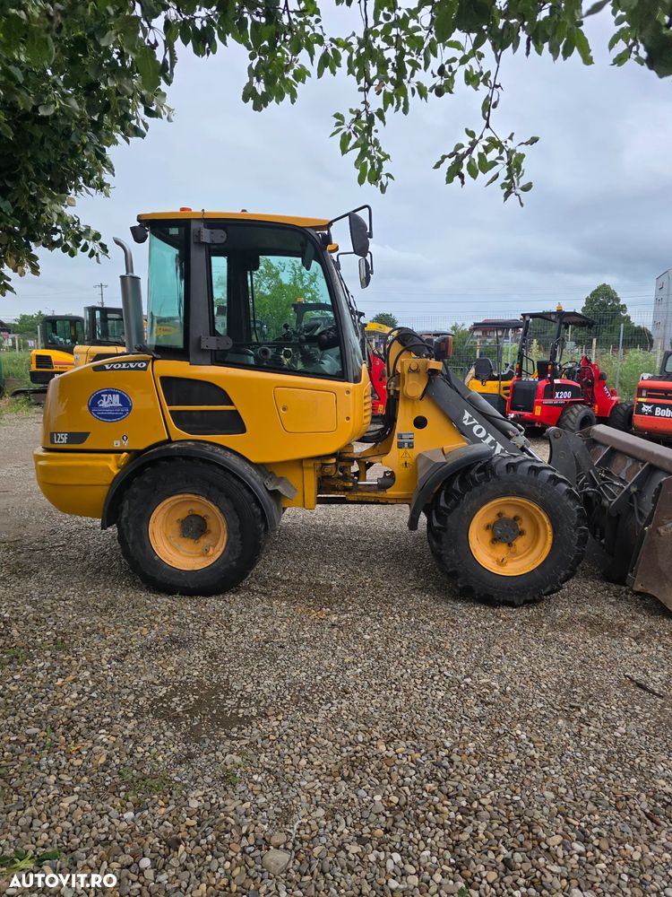 Volvo L25F miniincarcator incarcator frontal compact vola minivola - 10