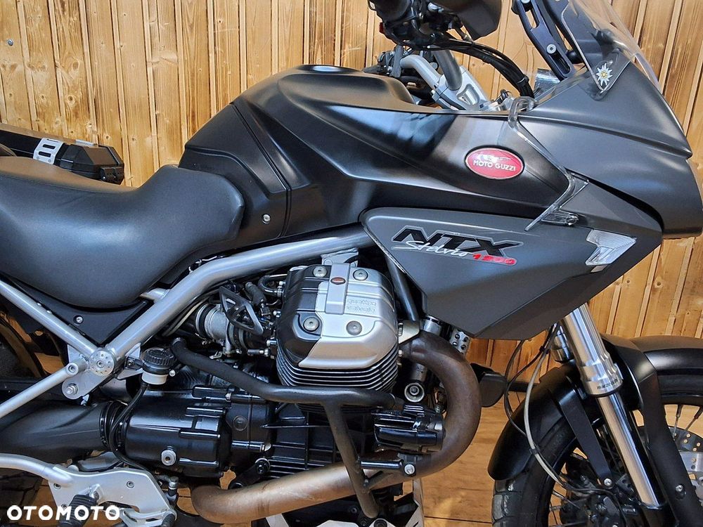 Moto Guzzi Stelvio - 4