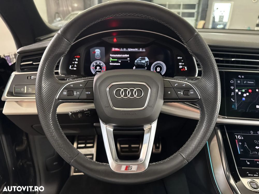 Audi Q8 - 18