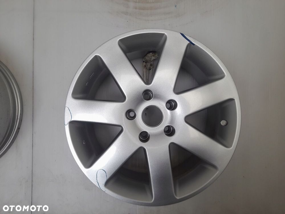 Felga aluminiowa Alutec A807 8.0" x 17" 5x120 ET20 - 1