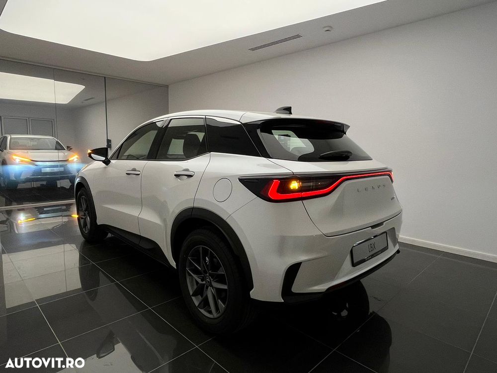 Lexus LBX 1.5 HEV 4x2 CVT Business - 7