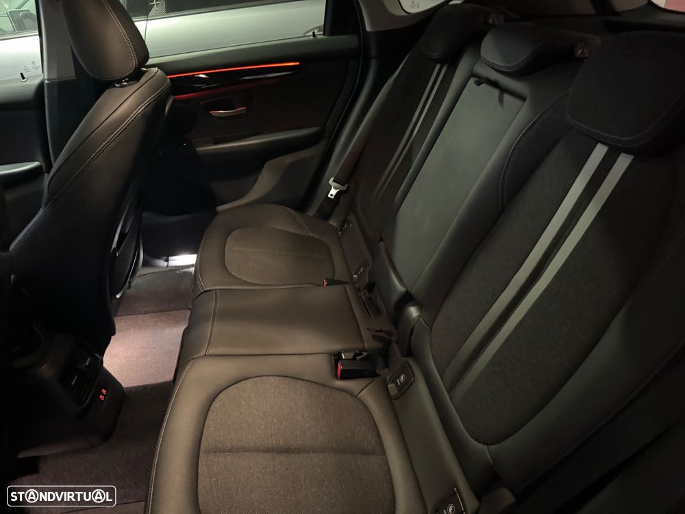BMW 216 Active Tourer d Line Sport - 30