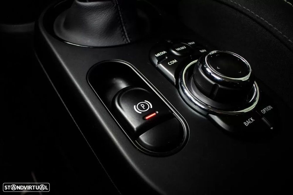 MINI 3 Portas - 22