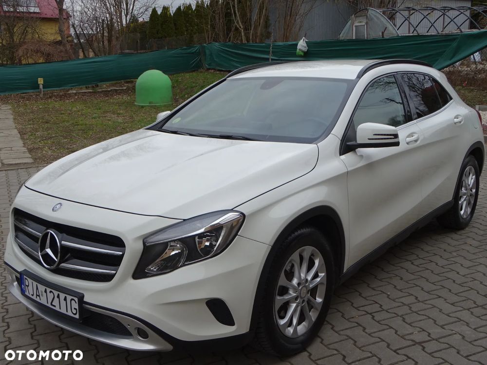Mercedes-Benz GLA 180 (CDI) d - 11