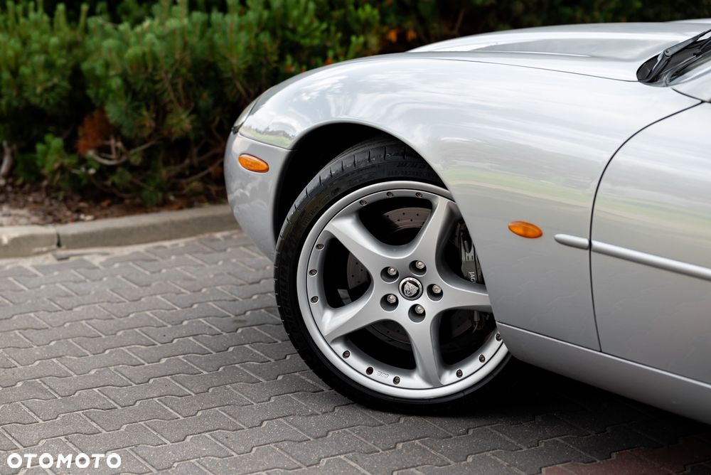 Jaguar XK8 - 15